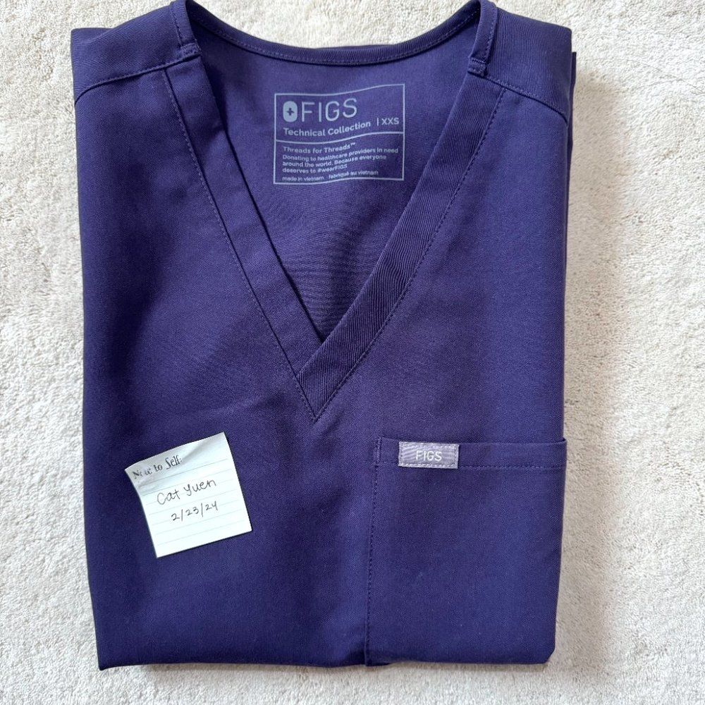 NEW FIGS SCRUB TOP - PURPLE SHADOW XXS